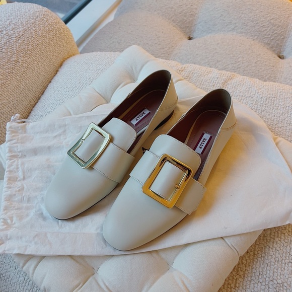 Bally Janelle Loafer, Cream - Picture 6 of 6